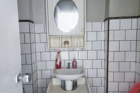 Banheiro  de kitnet/studio à venda com 1 quarto, 30m² em Centro, Rio de Janeiro