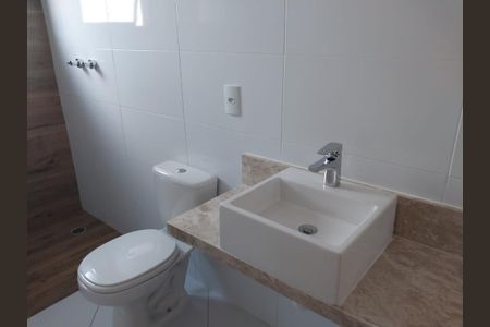 Casa à venda com 3 quartos, 200m² em Jardim São Paulo, São Paulo