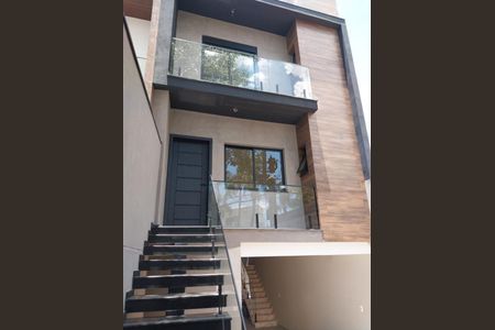 Casa à venda com 200m², 3 quartos e 3 vagas