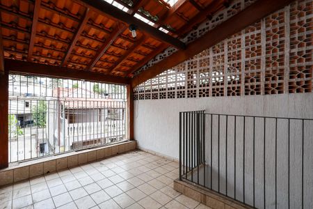 Casa para alugar com 200m², 2 quartos e 1 vagaVaranda
