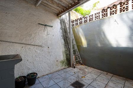 Casa para alugar com 200m², 2 quartos e 1 vagaÁrea de serviço