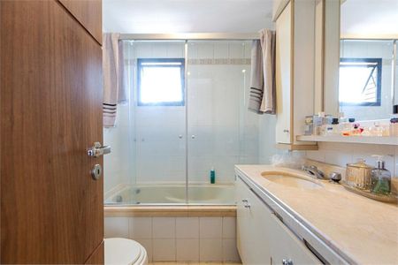 Apartamento à venda com 126m², 3 quartos e 3 vagas Apartamento à venda com 126m², 3 quartos e 3 vagasFoto 15