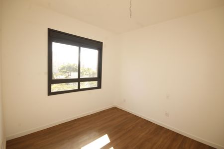 Apartamento à venda com 101m², 3 quartos e 2 vagasQuarto 2