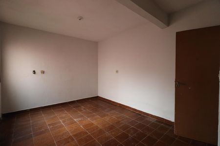 Casa para alugar com 262m², 4 quartos e 4 vagas Casa para alugar com 262m², 4 quartos e 4 vagasQuarto 2