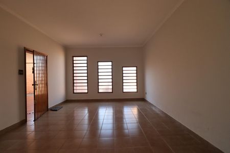 Sala de casa para alugar com 4 quartos, 262m² em Vila Virginia, Ribeirão Preto