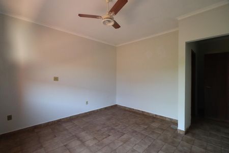 Casa para alugar com 262m², 4 quartos e 4 vagas Casa para alugar com 262m², 4 quartos e 4 vagasSuíte