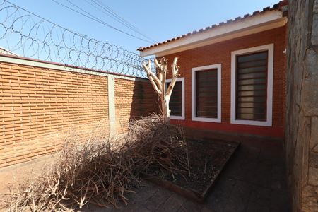 Casa para alugar com 262m², 4 quartos e 4 vagas Casa para alugar com 262m², 4 quartos e 4 vagasGaragem