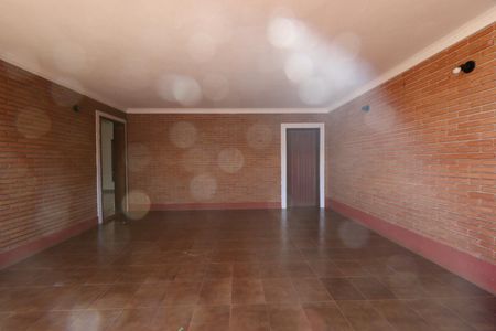 Casa para alugar com 262m², 4 quartos e 4 vagas Casa para alugar com 262m², 4 quartos e 4 vagasGaragem