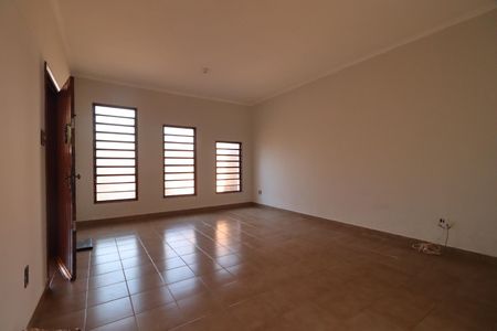 Sala de casa para alugar com 4 quartos, 262m² em Vila Virginia, Ribeirão Preto