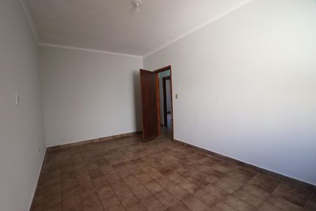 Casa para alugar com 262m², 4 quartos e 4 vagas Casa para alugar com 262m², 4 quartos e 4 vagasQuarto 1