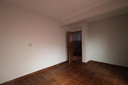 Casa para alugar com 262m², 4 quartos e 4 vagas Casa para alugar com 262m², 4 quartos e 4 vagasQuarto 2