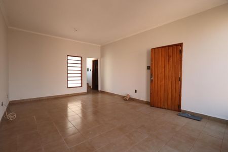 Sala de casa para alugar com 4 quartos, 262m² em Vila Virginia, Ribeirão Preto