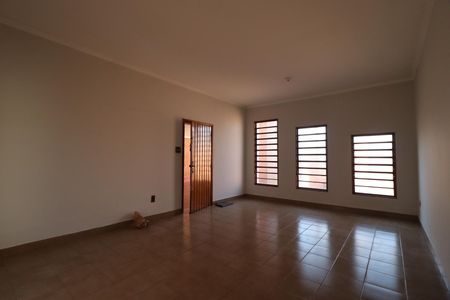 Sala de casa para alugar com 4 quartos, 262m² em Vila Virginia, Ribeirão Preto