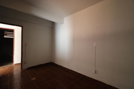 Casa para alugar com 262m², 4 quartos e 4 vagas Casa para alugar com 262m², 4 quartos e 4 vagasQuarto 3