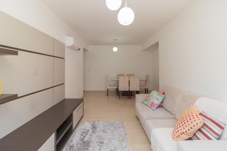 Sala de apartamento para alugar com 3 quartos, 123m² em Santana, Porto Alegre