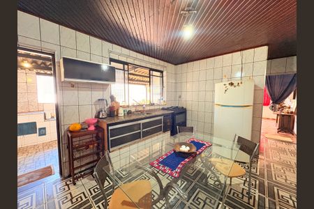 Casa para alugar com 780m², 3 quartos e 10 vagasCozinha