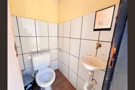 Casa para alugar com 780m², 3 quartos e 10 vagasBanheiro externo 1