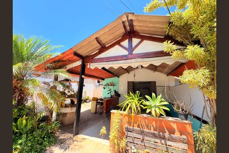 Casa para alugar com 780m², 3 quartos e 10 vagasÁrea externa 