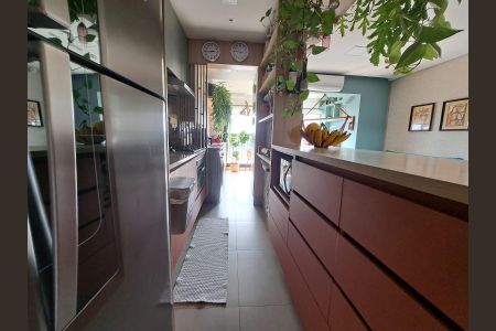 Apartamento para alugar com 62m², 2 quartos e 1 vagaCozinha e Área de Serviço