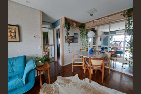 Sala de apartamento para alugar com 2 quartos, 62m² em Continental, Osasco