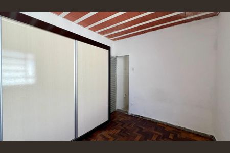 Casa à venda com 156m², 2 quartos e 8 vagas Casa à venda com 156m², 2 quartos e 8 vagasquarto