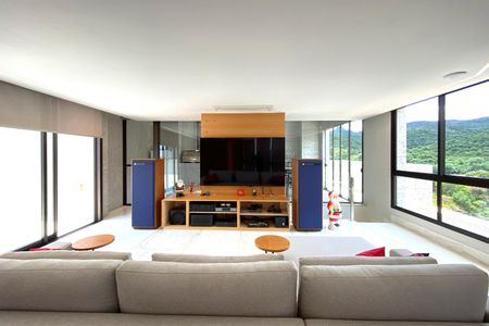 Apartamento à venda com 372m², 4 quartos e 5 vagasSala de Estar