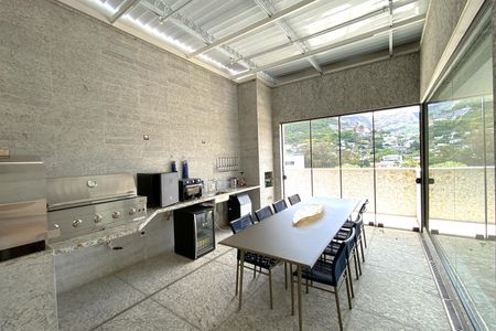 Apartamento à venda com 372m², 4 quartos e 5 vagasEspaço Gourmet