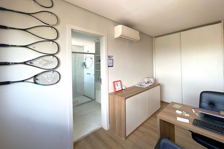 Apartamento à venda com 372m², 4 quartos e 5 vagasSuite 2