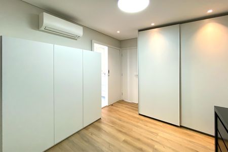 Apartamento à venda com 372m², 4 quartos e 5 vagasSemi suite 3