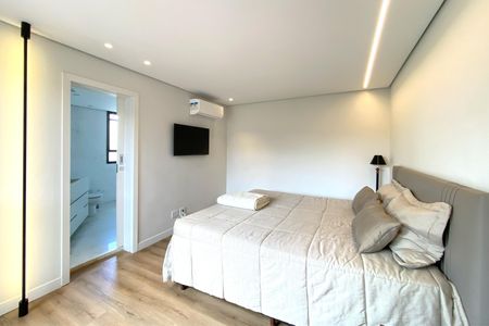 Apartamento à venda com 372m², 4 quartos e 5 vagasSuite 1