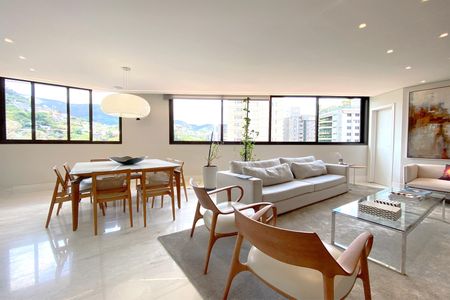 Apartamento à venda com 372m², 4 quartos e 5 vagasSala