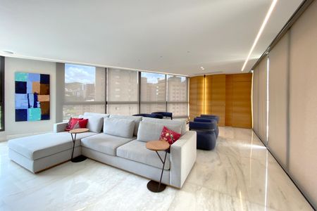 Apartamento à venda com 372m², 4 quartos e 5 vagasSala de Estar