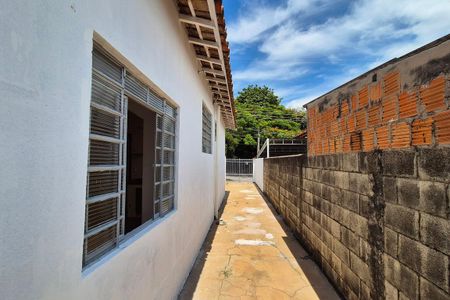 Casa para alugar com 80m², 2 quartos e 4 vagasCorredor 