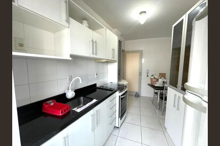 Apartamento para alugar com 70m², 1 quarto e 1 vaga