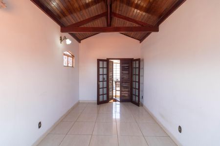 Casa à venda com 150m², 4 quartos e 4 vagasSala 02