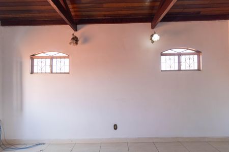 Casa à venda com 150m², 4 quartos e 4 vagasSala 02
