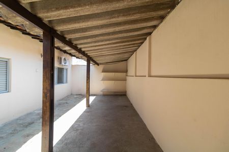 Casa à venda com 150m², 4 quartos e 4 vagasQuintal com churrasqueira