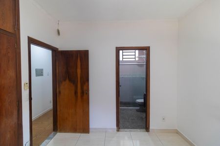 Casa à venda com 150m², 4 quartos e 4 vagasSuíte