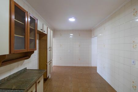 Casa à venda com 150m², 4 quartos e 4 vagasCozinha