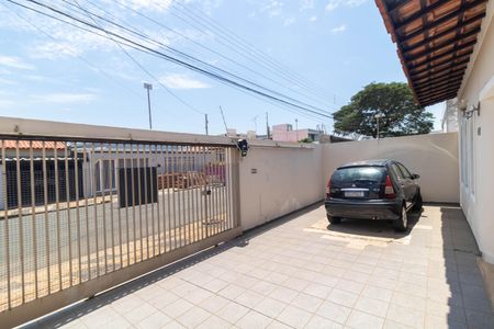 Casa à venda com 150m², 4 quartos e 4 vagasGaragem