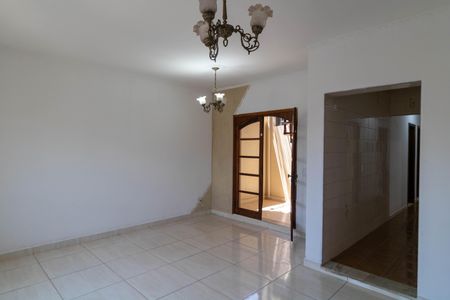 Casa à venda com 150m², 4 quartos e 4 vagasSala 01