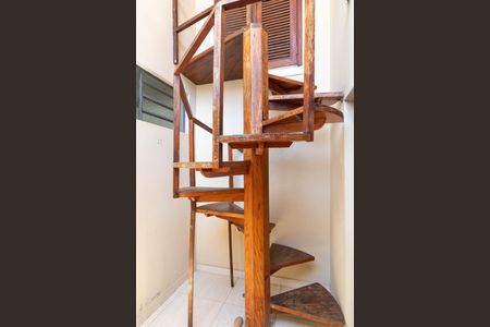 Casa à venda com 150m², 4 quartos e 4 vagasÁrea de luz