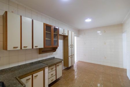 Casa à venda com 150m², 4 quartos e 4 vagasCozinha