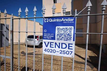 Apartamento à venda com 76m², 2 quartos e 2 vagasPLACA INSTALADA NA FACHADA 