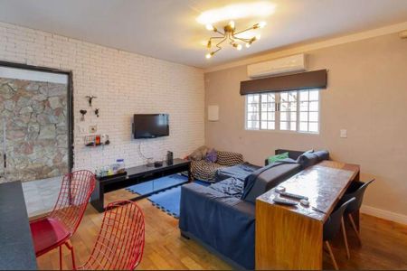 Casa à venda com 2 quartos, 120m² em Jardim Monte Kemel, São Paulo