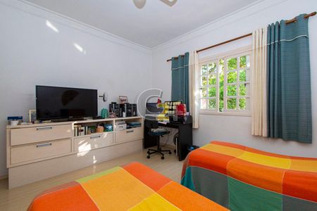 Casa à venda com 3 quartos, 120m² em Sumaré, São Paulo