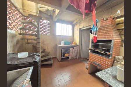 Casa à venda com 3 quartos, 170m² em Rio Pequeno, São Paulo