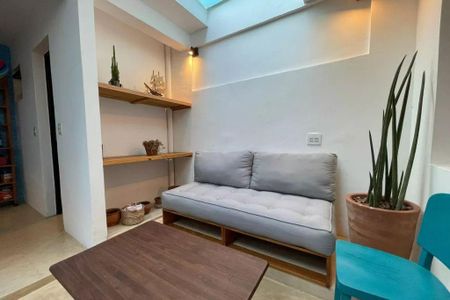 Casa à venda com 3 quartos, 150m² em Jardim Rizzo, São Paulo