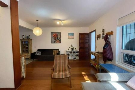 Casa à venda com 3 quartos, 150m² em Jardim Rizzo, São Paulo