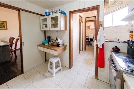 Apartamento para alugar com 88m², 3 quartos e 2 vagas Apartamento para alugar com 88m², 3 quartos e 2 vagasCozinha